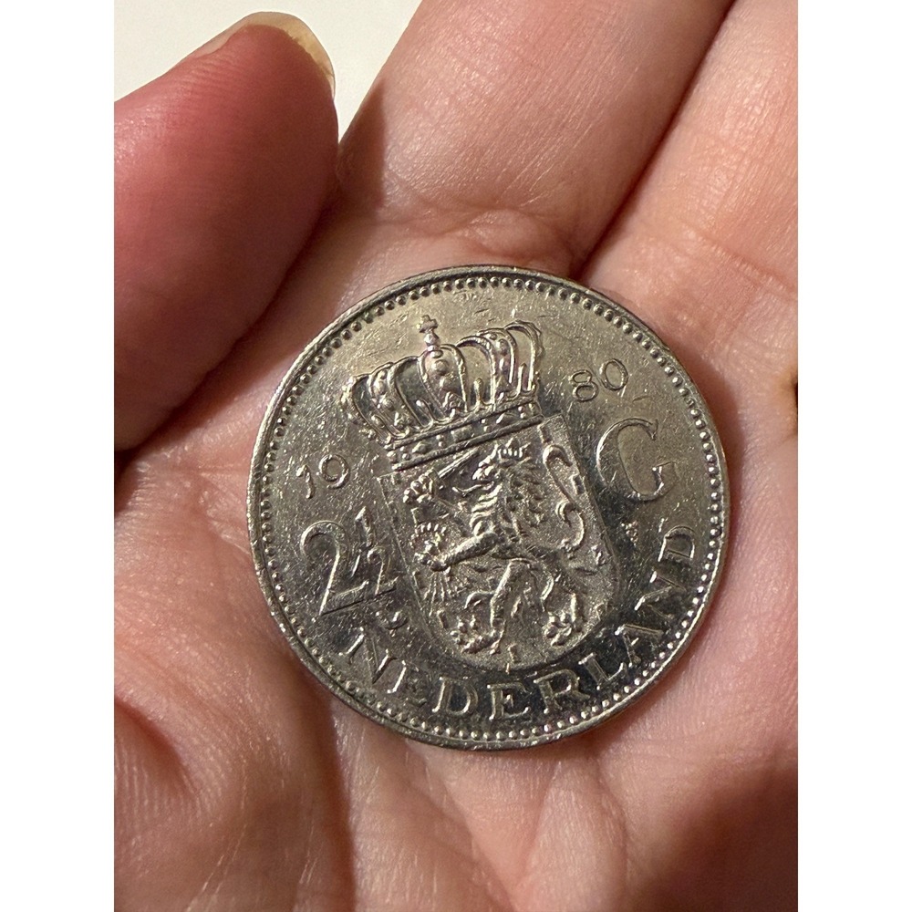 Netherlands 1980 2 1/2 Gulden Queen Juliana Rijksdaalder Coins Lot of 2 - Picture 8 of 10